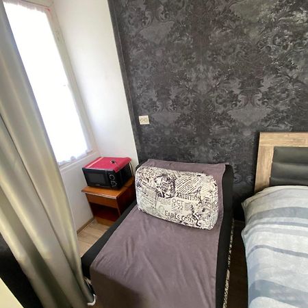 Family Apartment In Avlabari تبليسي المظهر الخارجي الصورة