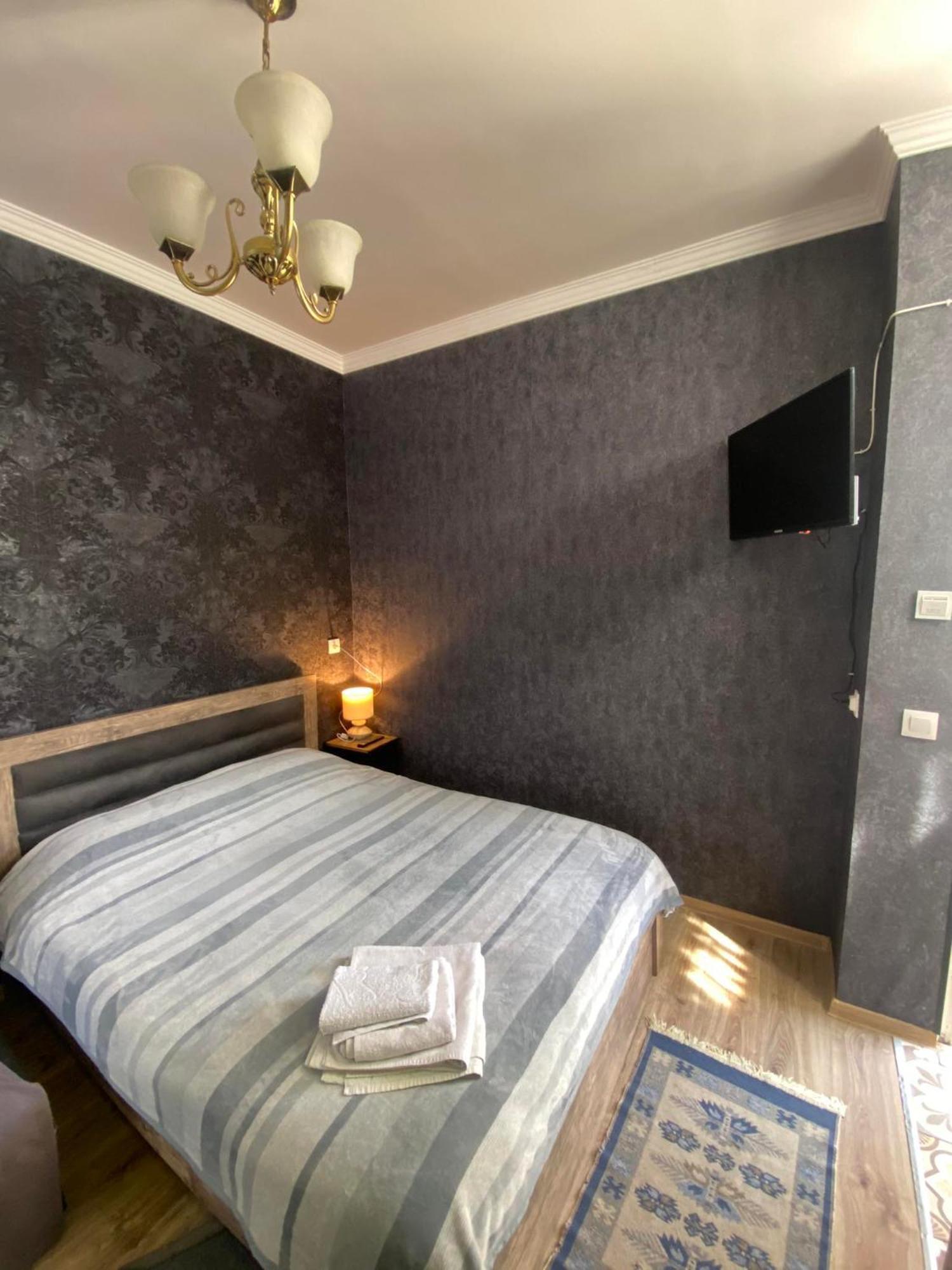Family Apartment In Avlabari تبليسي المظهر الخارجي الصورة